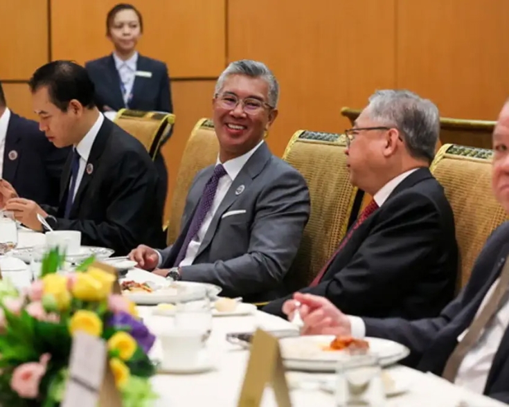 tengku-zafrul-asean-meeting-bernama-250525
